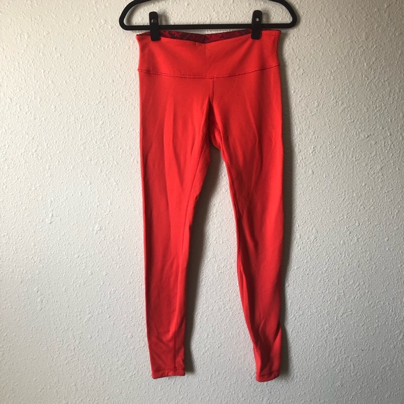 Lululemon Wunder Under TALL - Picture 5 of 10